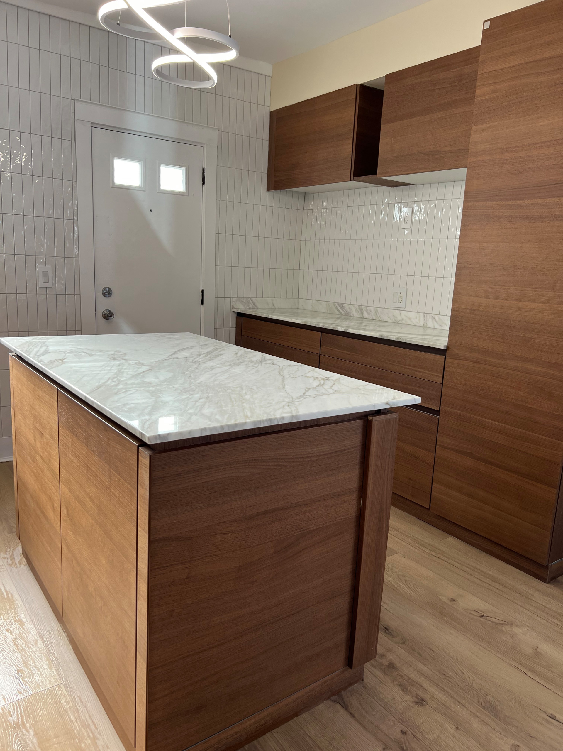Transitional Modern Kitchen | Design and Build