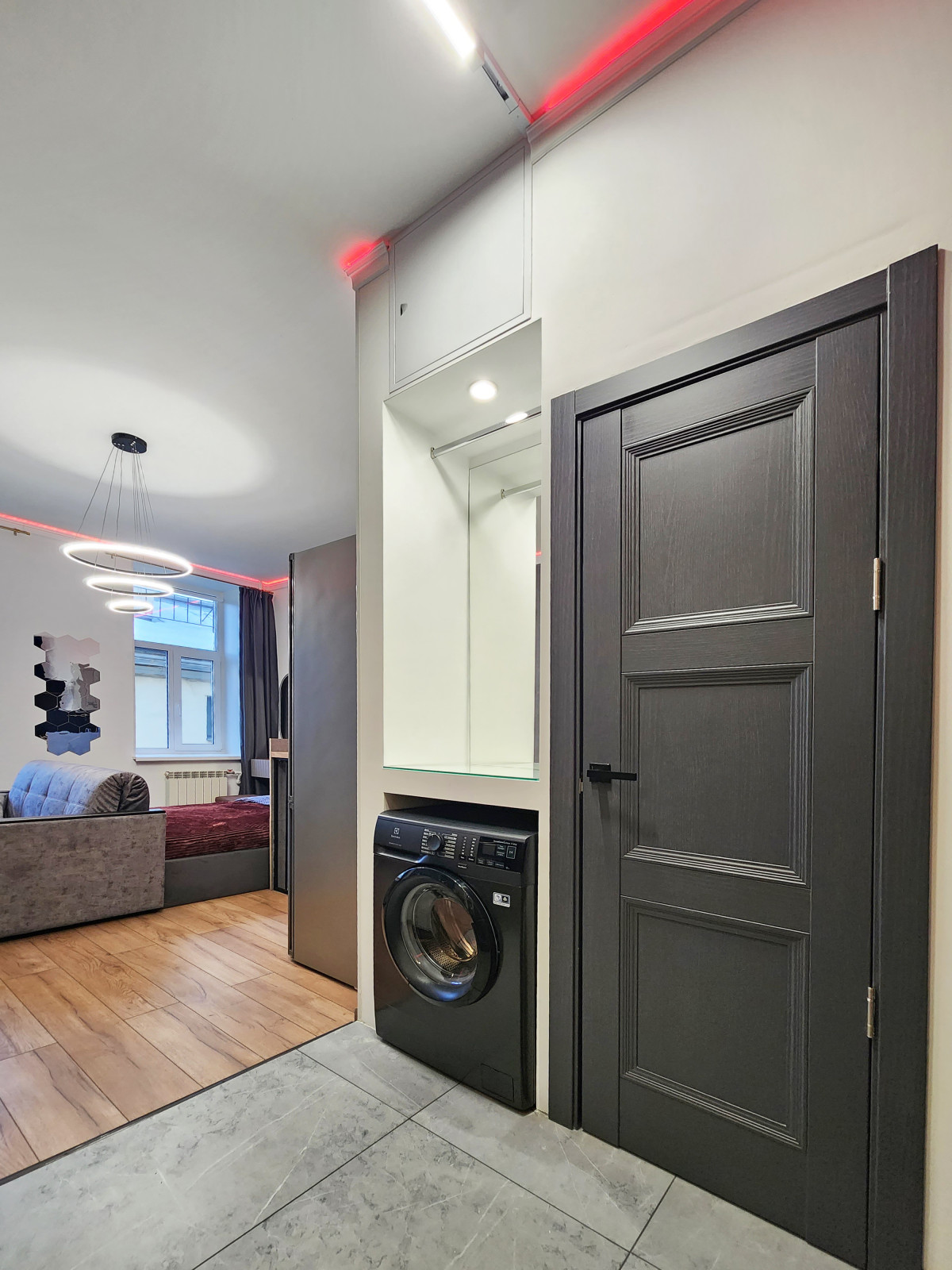 Студия в центре СПб на Невском