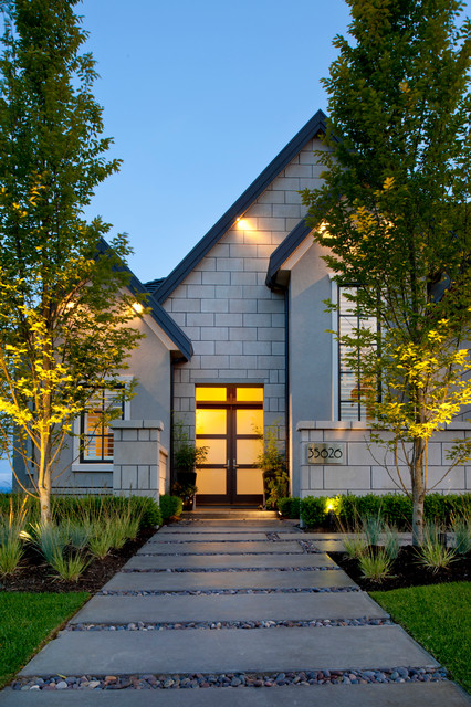 Exteriors fusion-entrance
