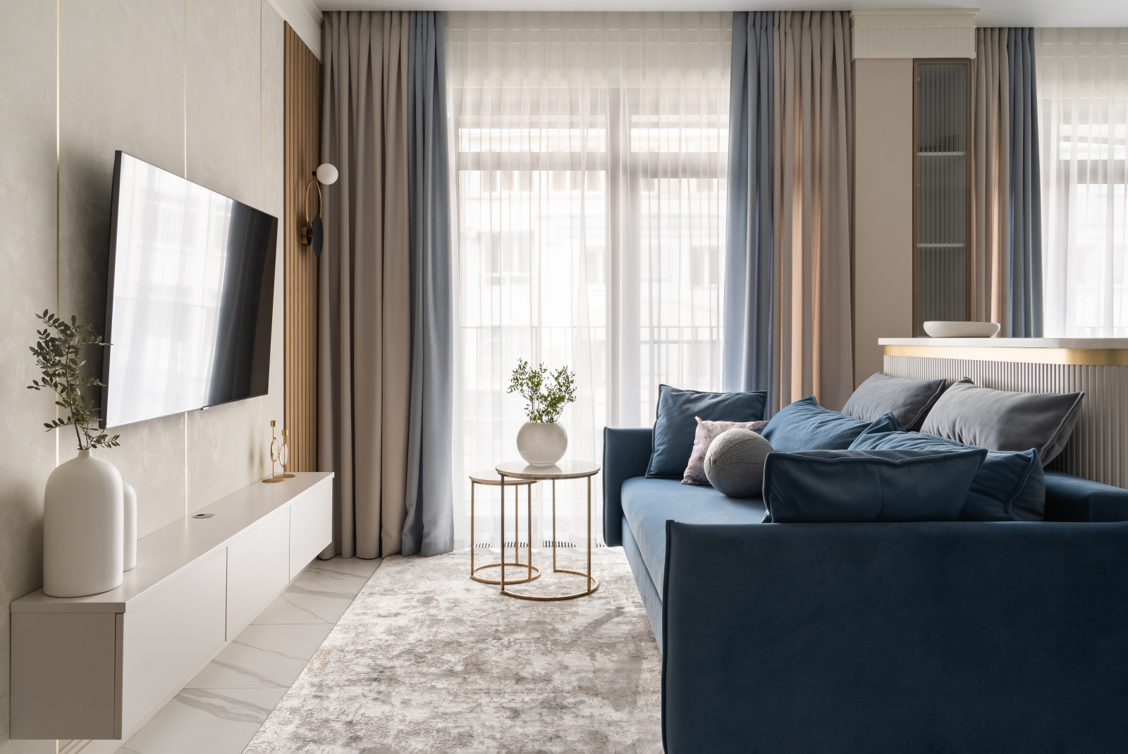 Тумба в гостиную