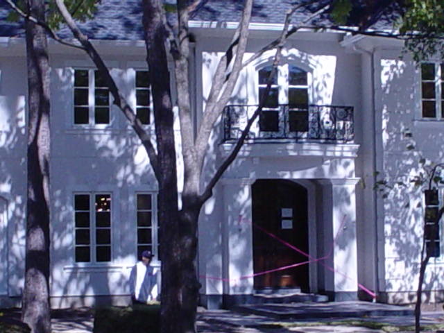 Hunters Creek Village French