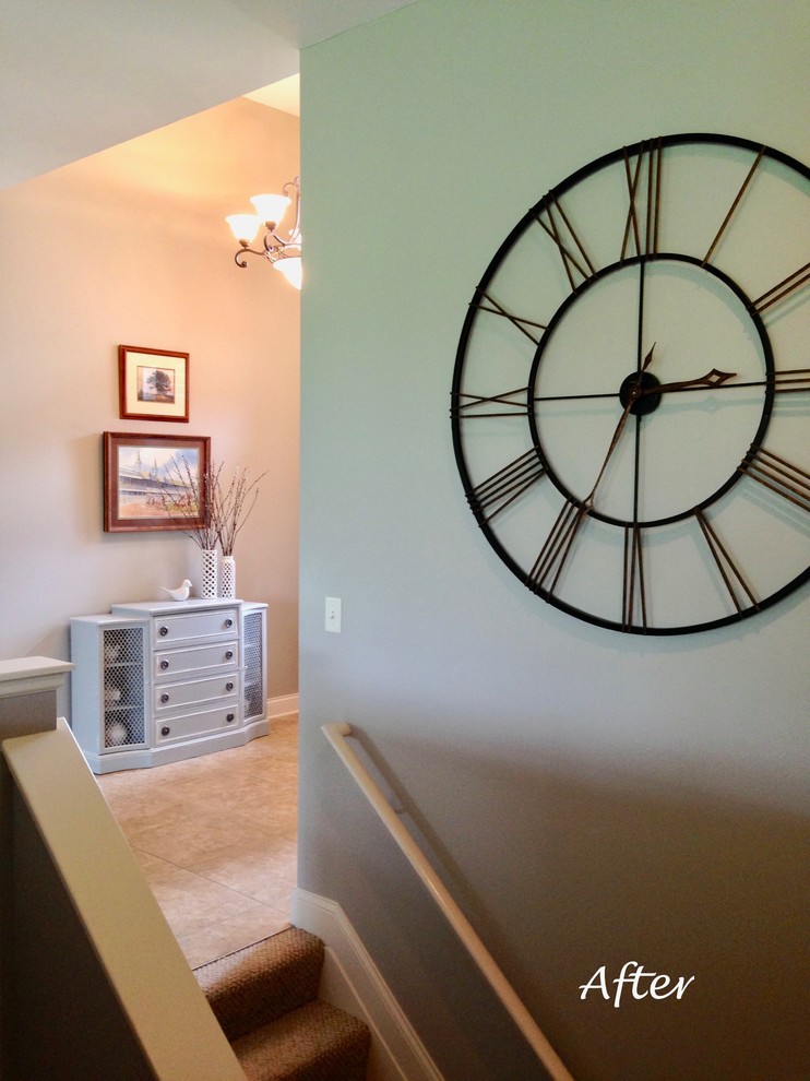Inspiration for a transitional entryway remodel in Cincinnati