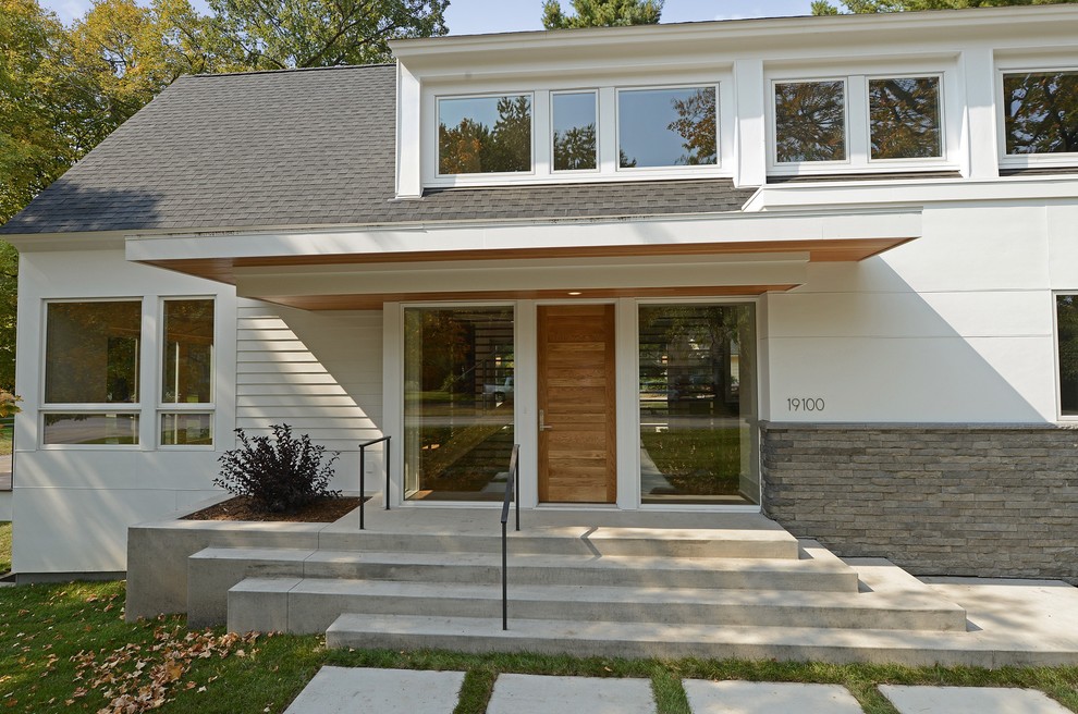 This is an example of a contemporary two-storey exterior in Minneapolis.