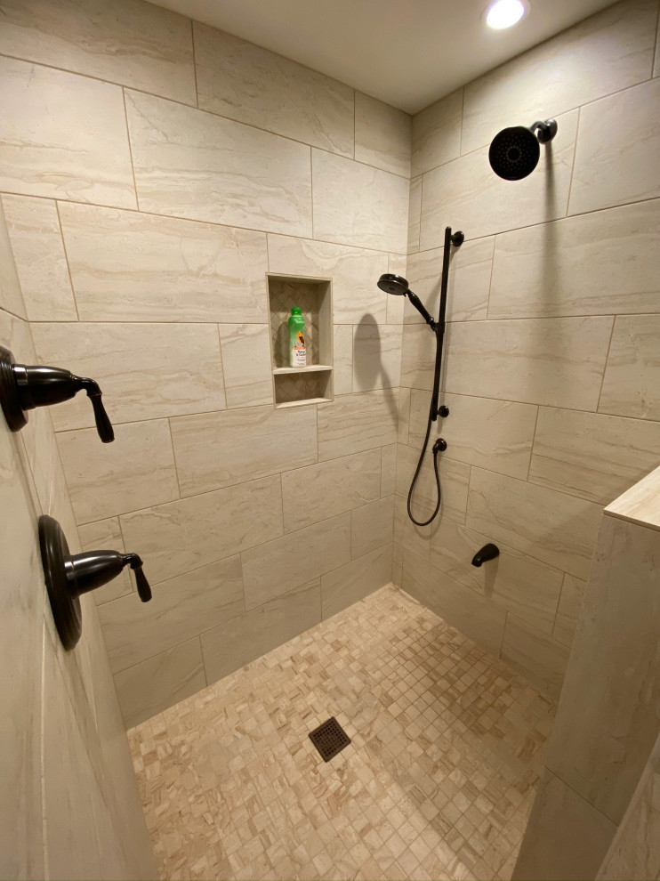 Design ideas for a contemporary master bathroom in Seattle with a curbless shower, beige tile, porcelain tile, beige walls, porcelain floors, beige floor and an open shower.