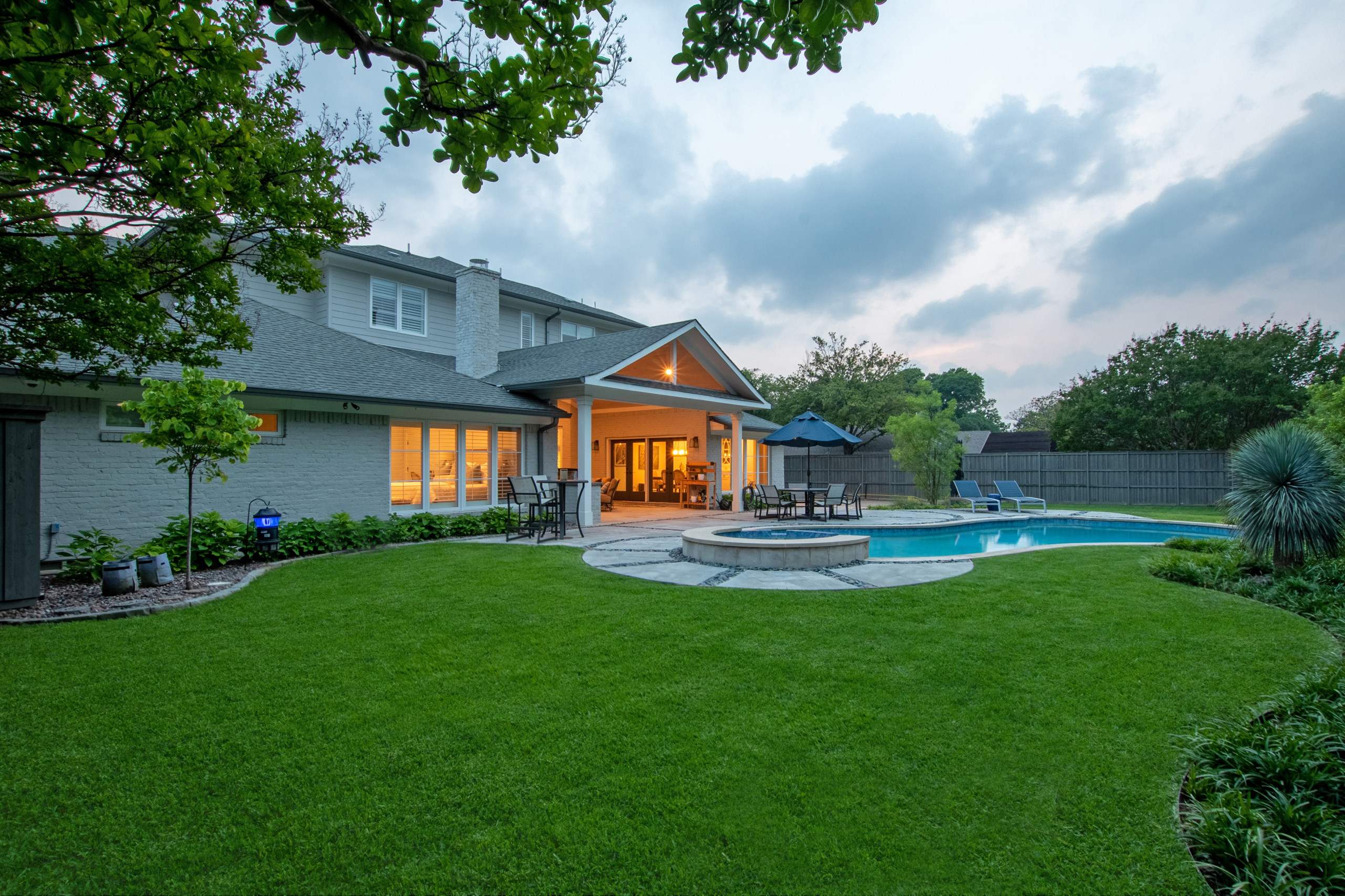 PRESTON HOLLOW GARDENS