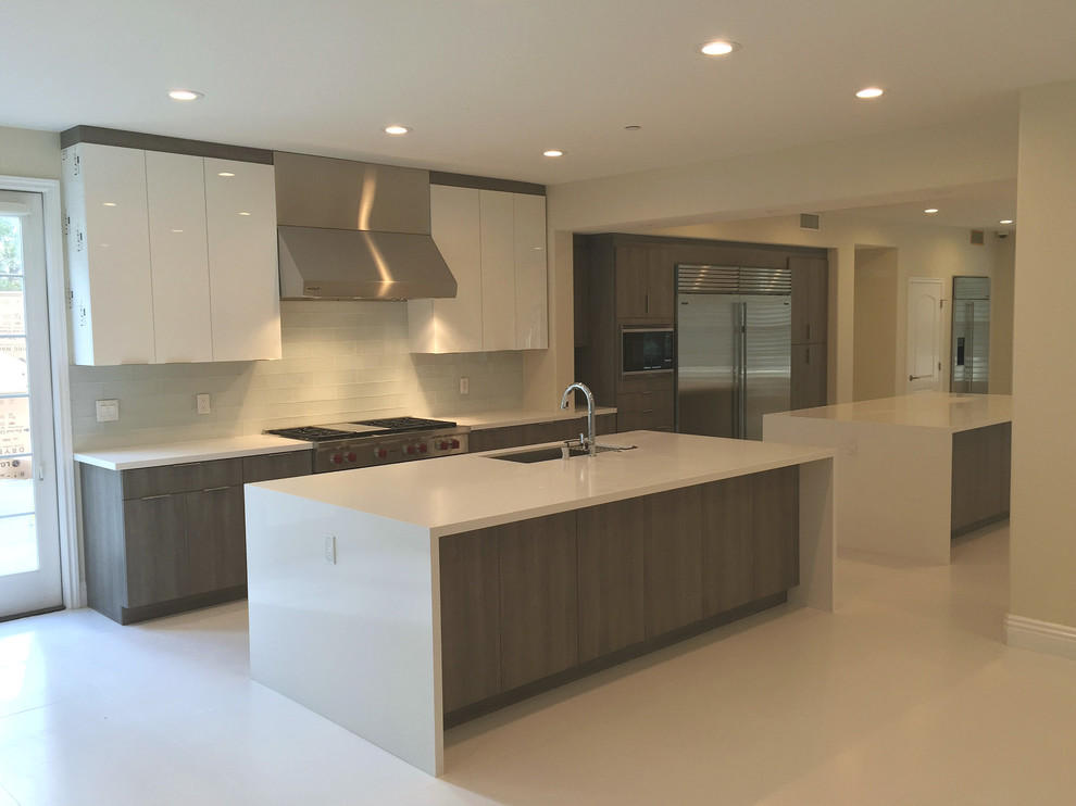 Clean and Modern in Tustin - Modern - Kitchen - Orange County - by ...