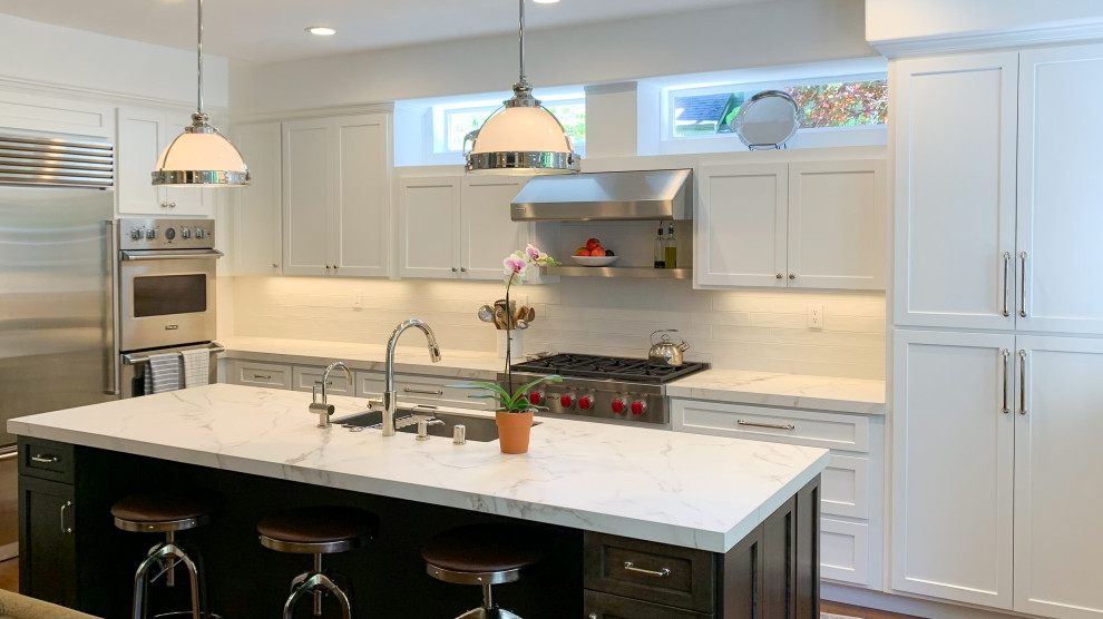 Kitchen Reface and Living Room Remodel