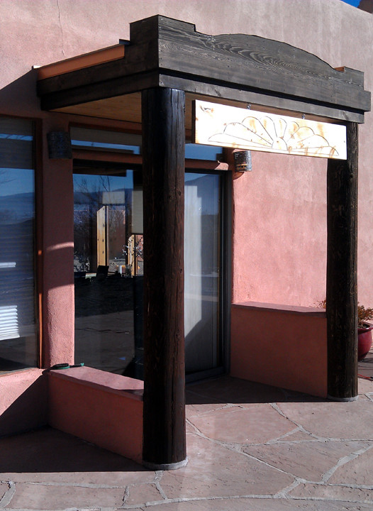 This is an example of a mediterranean entryway in Albuquerque.