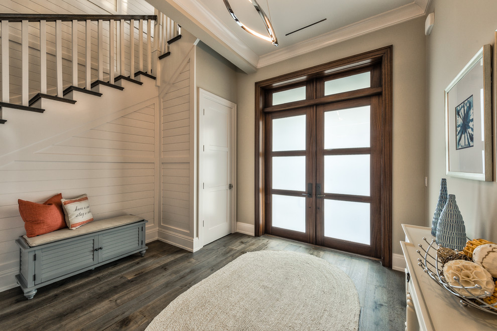 Home design - transitional home design idea in Miami