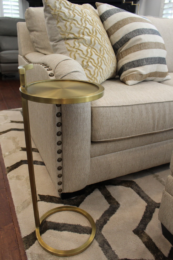 Example of a transitional home design design in Orange County