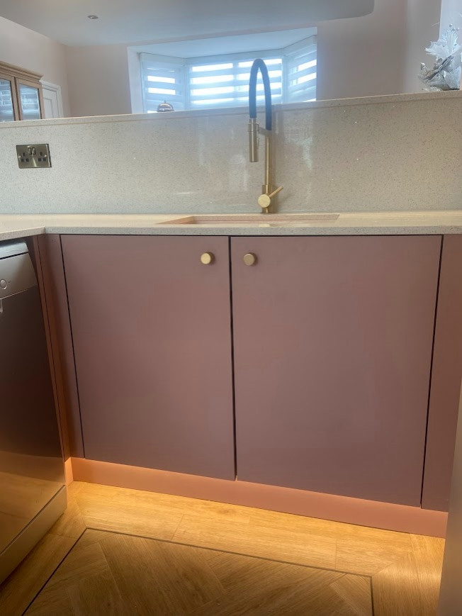The Burbage Kitchen - Sodermalm - RRP £16,000 - Luxe Price £13,500