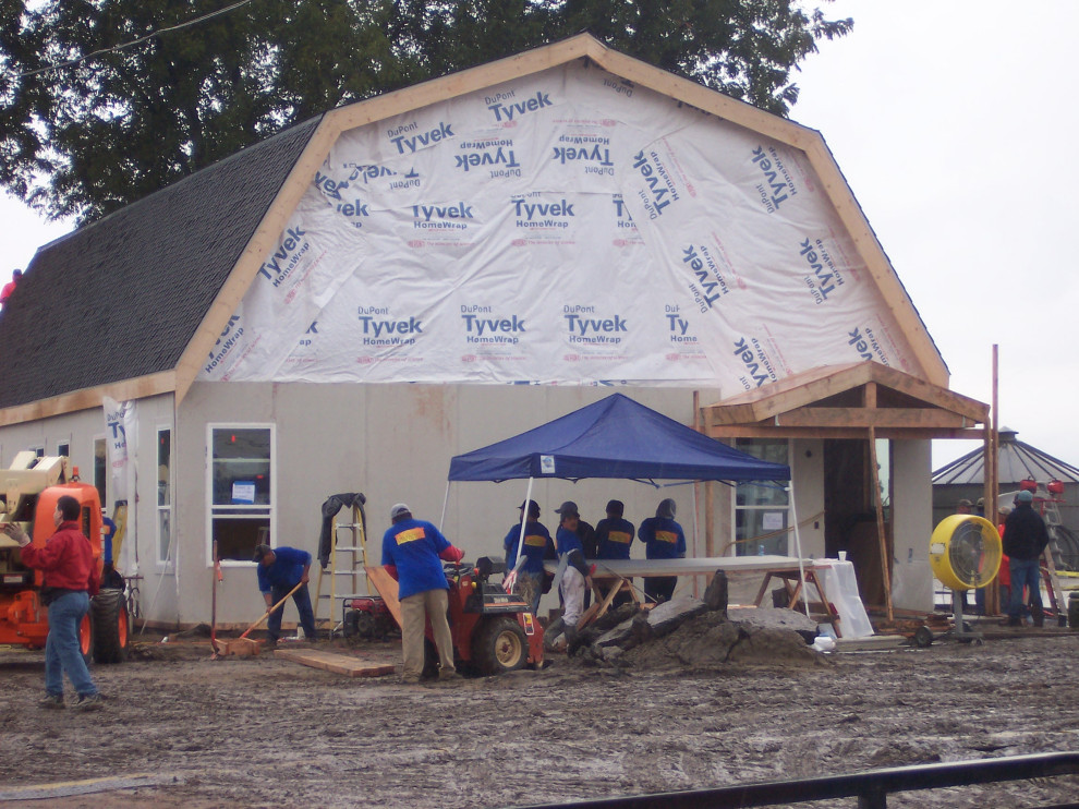 ABC Extreme Makeover home Edition Elcano Family