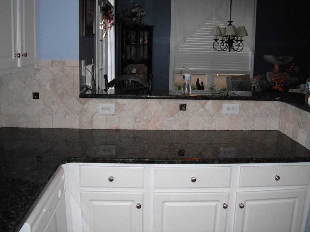 Verde Butterfly Granite With White Kitchen Cabinets1 4 12