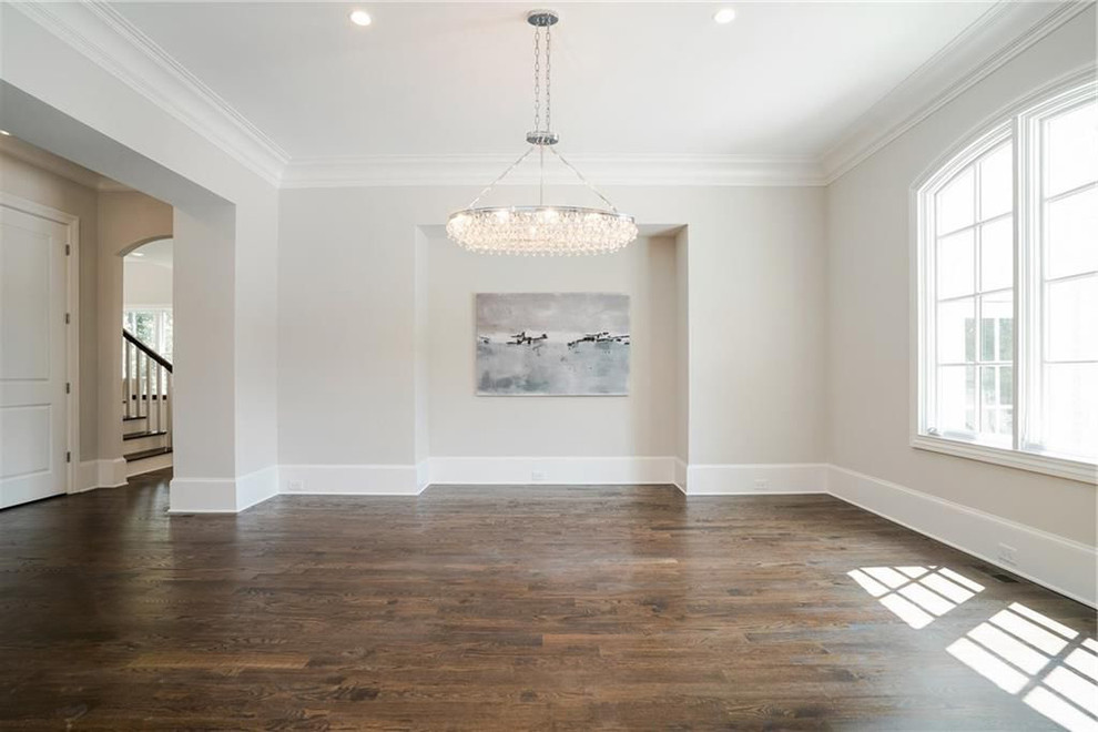 Example of a transitional kitchen design in DC Metro
