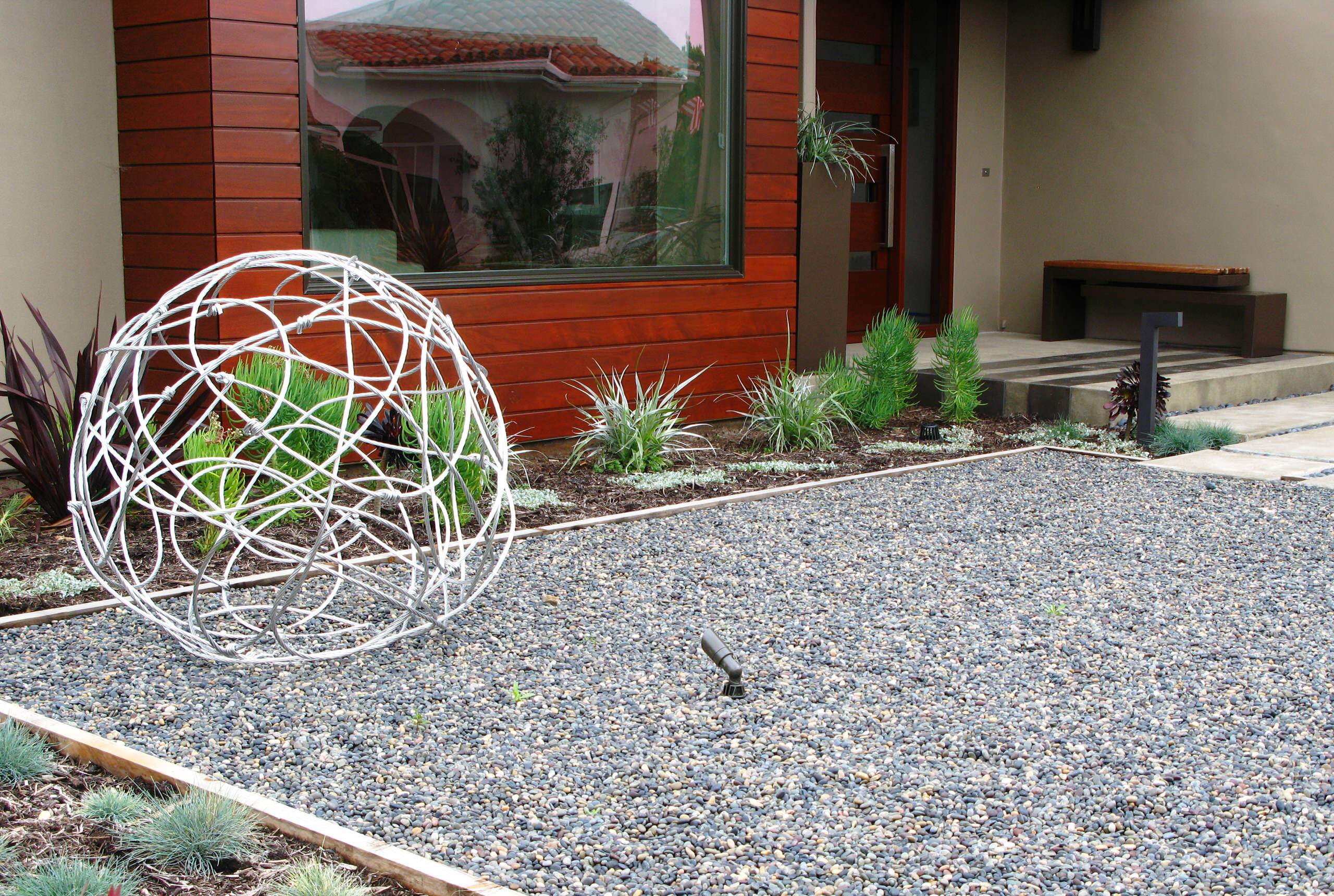Sphere Shaped Objects In House