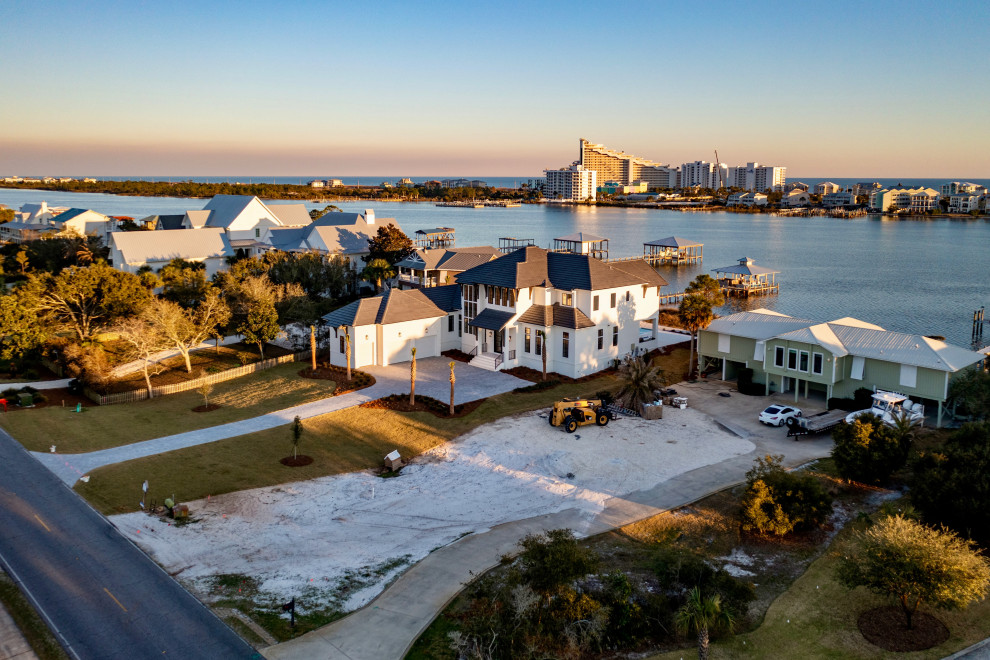 Refined Luxury Waterfront
