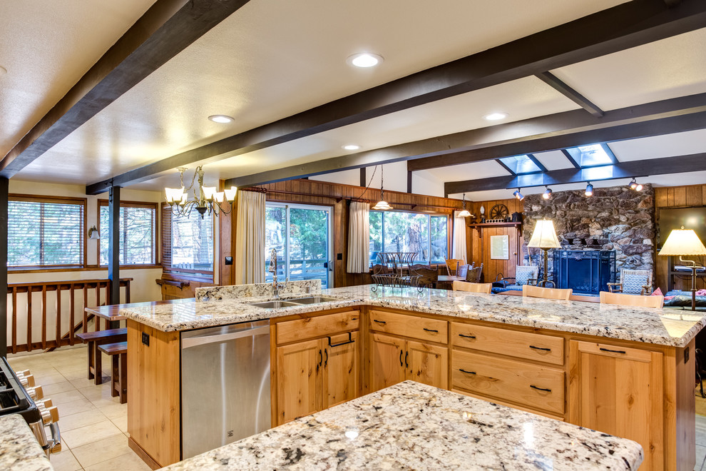 Kitchen - rustic kitchen idea