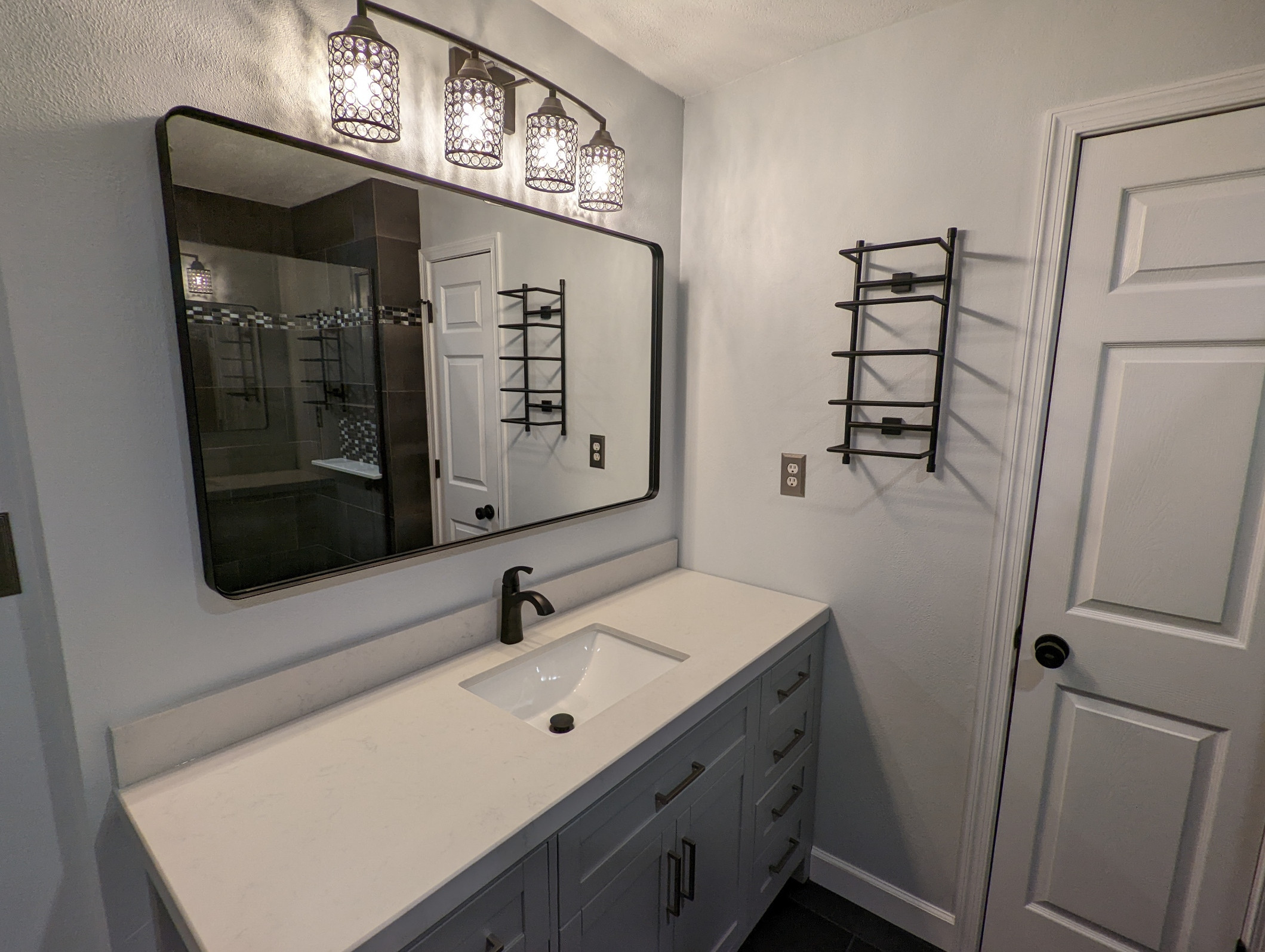Dave and Andreas Bathroom