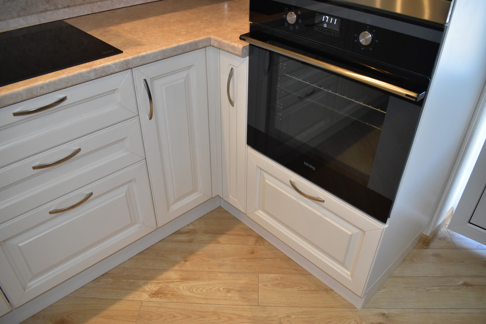 Кухня из массива бука, модель ЭКО