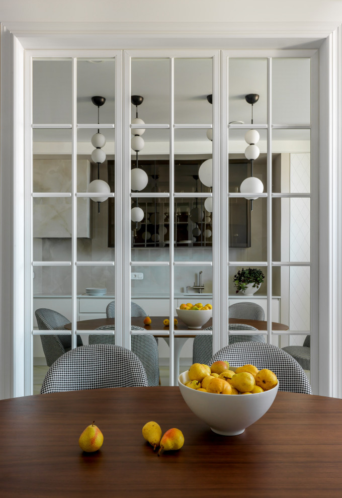 Arartment in Saint-Petersburg by TaupeHome