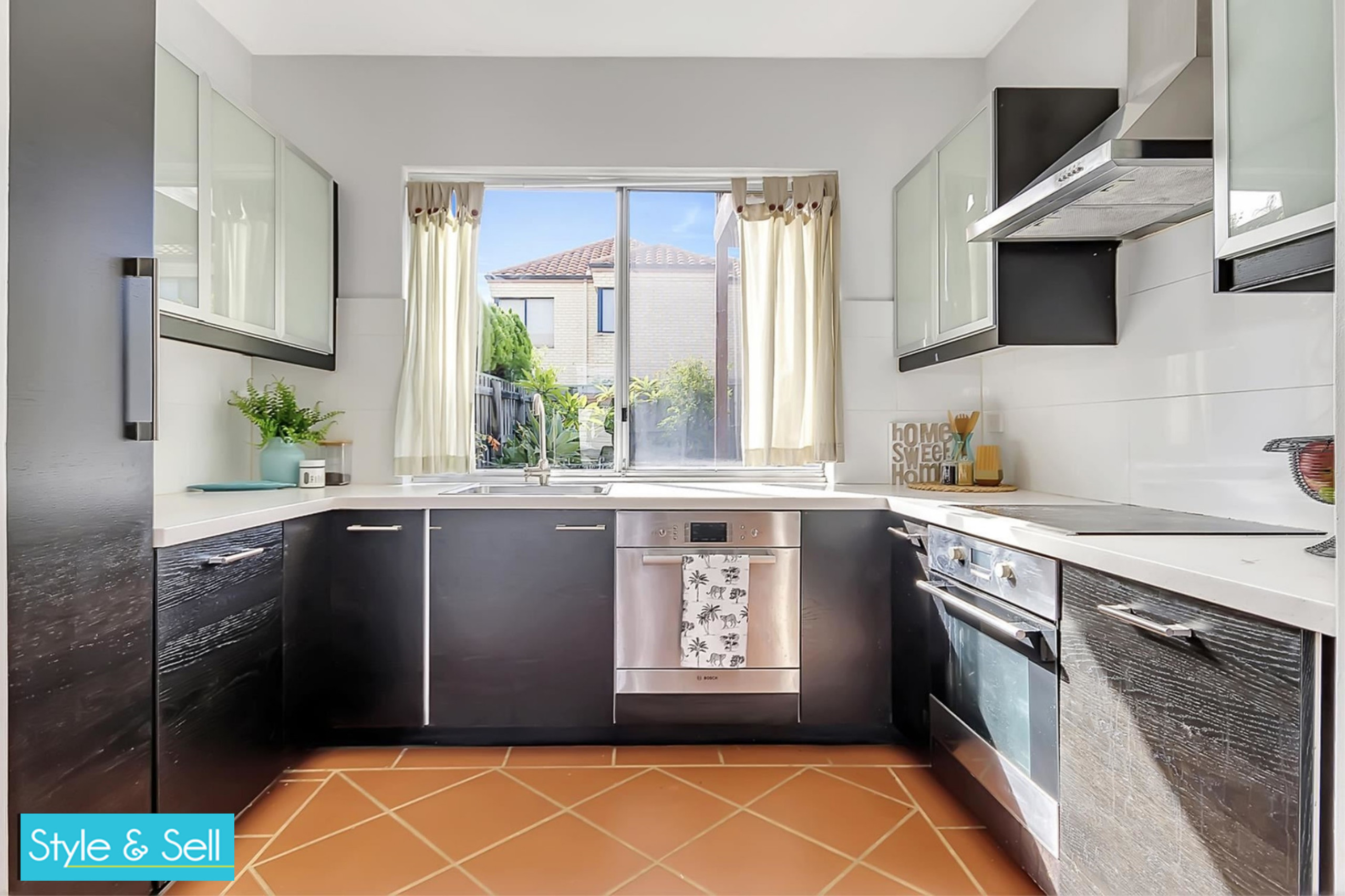 70's Ocean View Townhouse