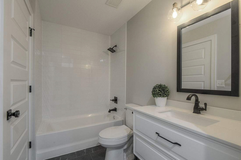 Gardner Lake Remodel
