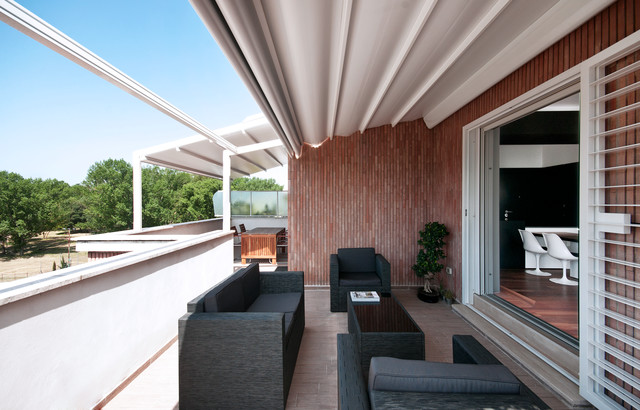 iron house modern