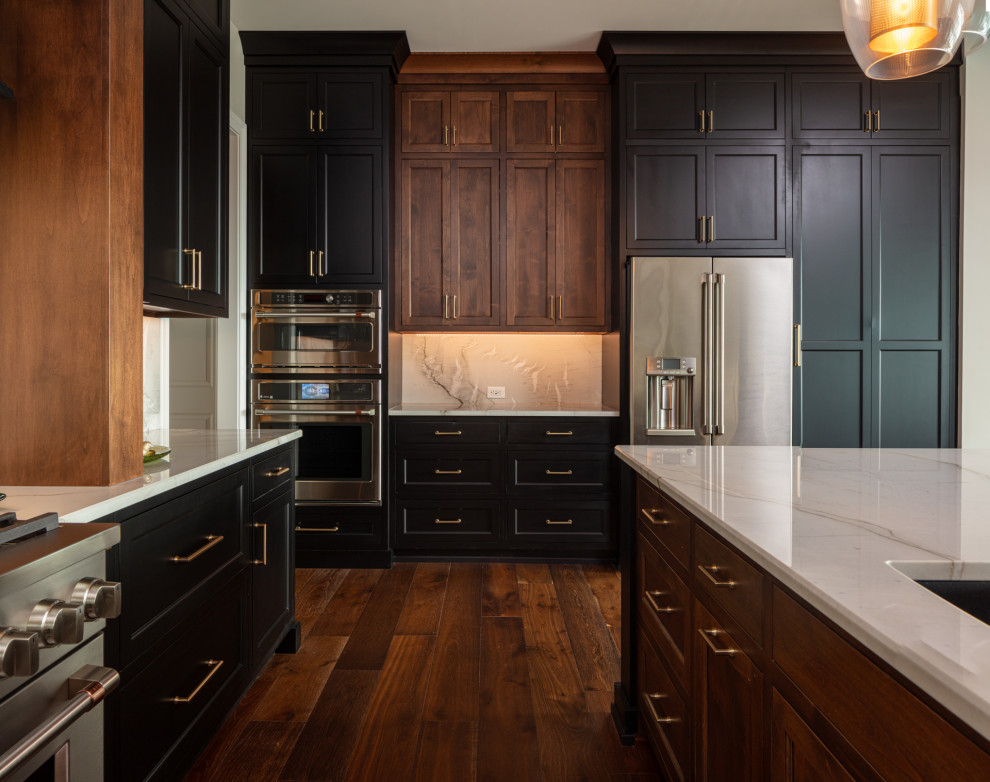 Inspiration for a transitional kitchen remodel in Cincinnati