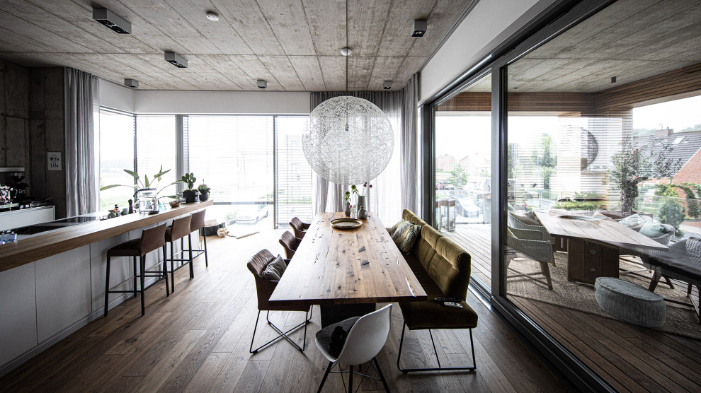 Industrial Esszimmer in Sonstige