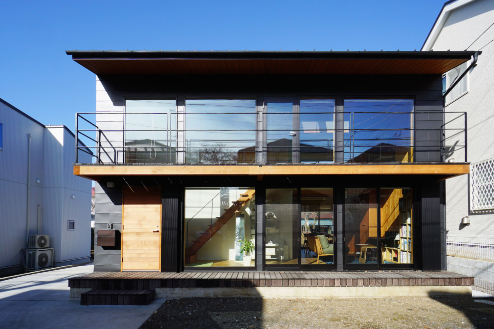 Inspiration for a modern exterior in Tokyo Suburbs.