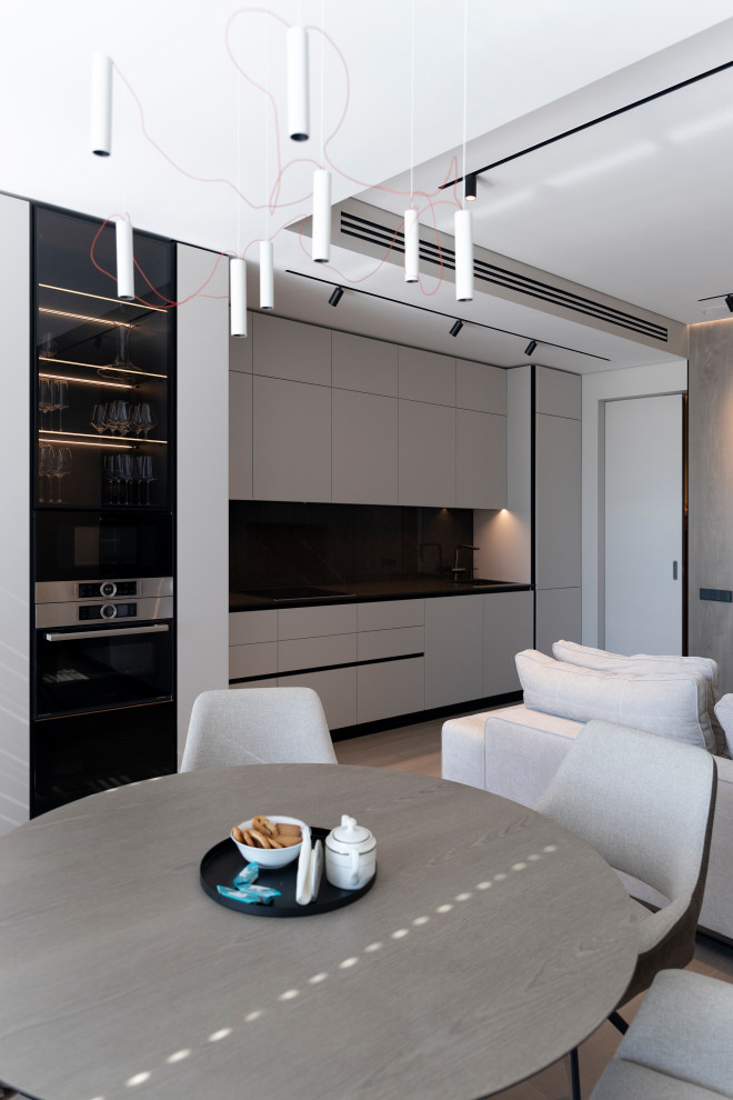 светлая квартира в ЛАХТА Plaza