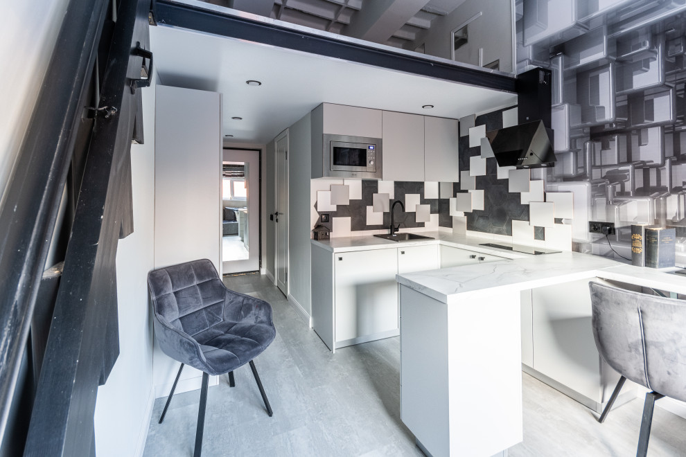 Монохром мужской