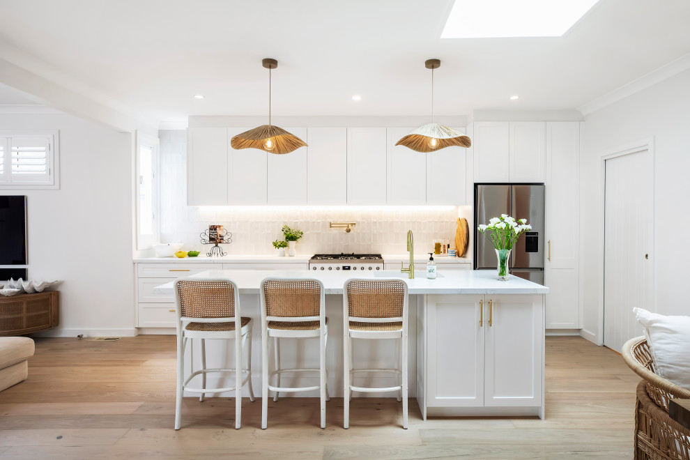 Avalon kitchen + Laundry - Beach Style - Kitchen - Sydney - by Northern ...