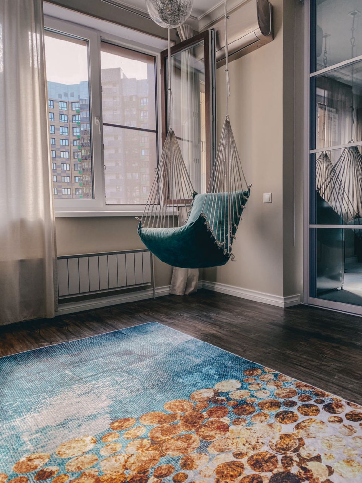 Установка плинтуса и карниза. Жилой квартал «Сколковский»