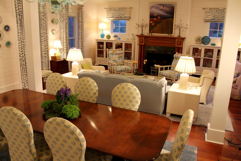 Design ideas for an eclectic dining room in Charleston.