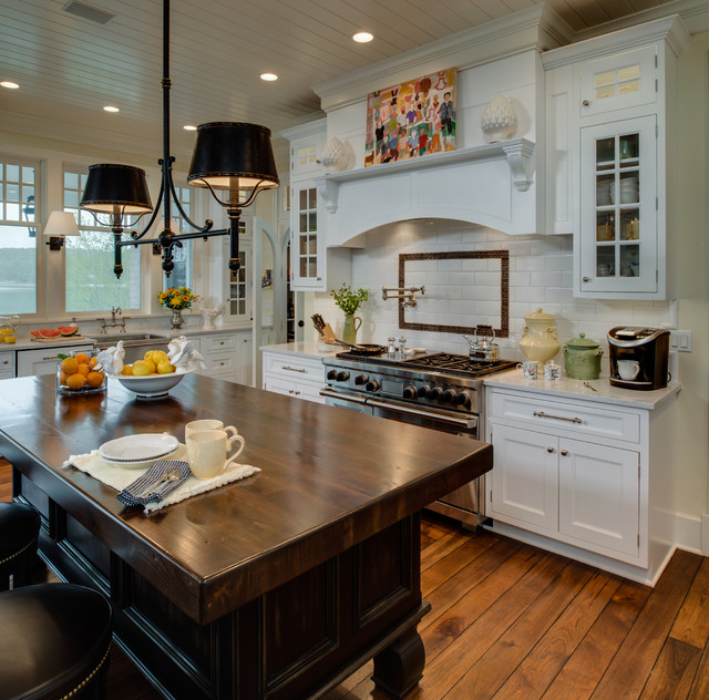 Kitchen traditional-kitchen