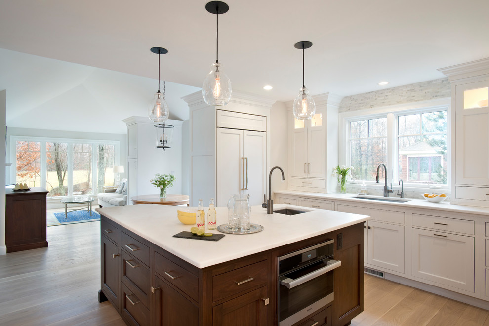 Kitchen - transitional kitchen idea in Boston