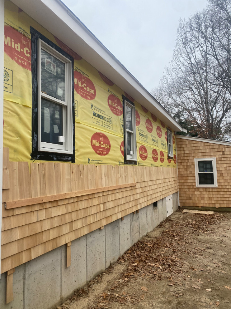 Addition to mid cape home