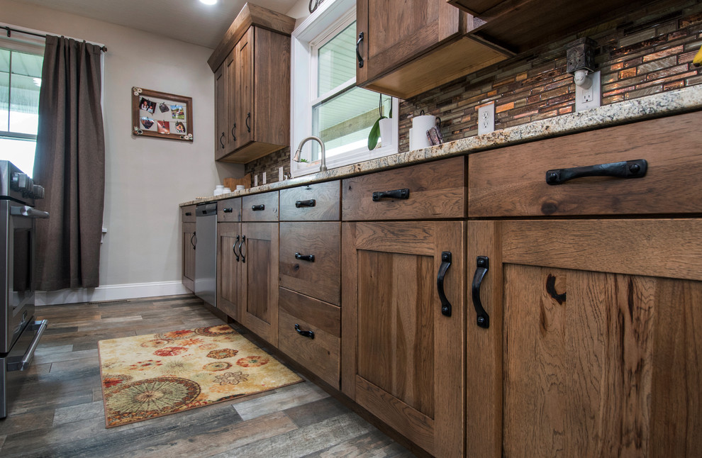 Inspiration for a transitional kitchen remodel in Columbus