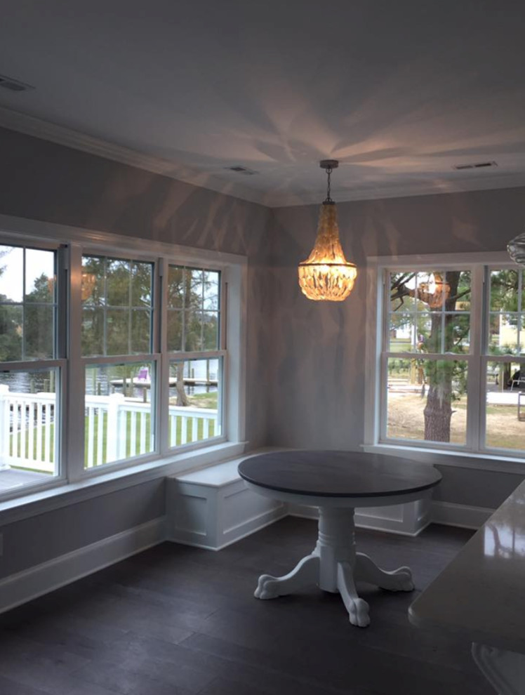 Kitchen - transitional kitchen idea