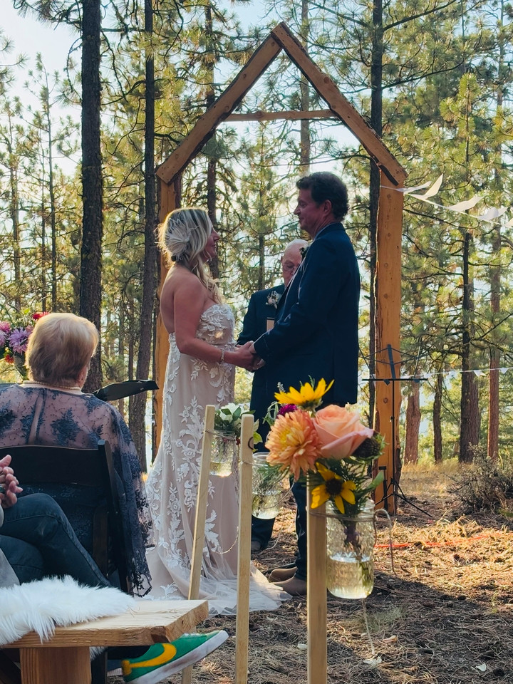 Wedding Design in the Forests of Chelan, WA