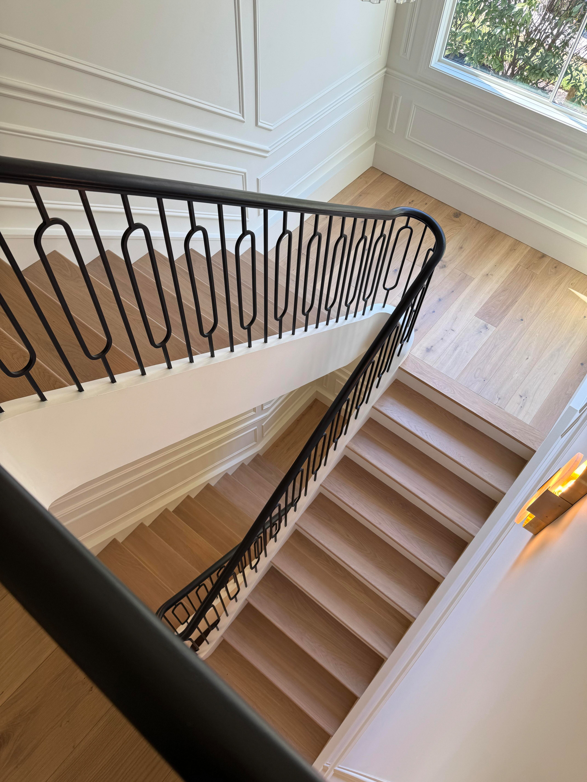 134_Stunning Straight Stair with an Elliptical Twist, McLean, VA 22101