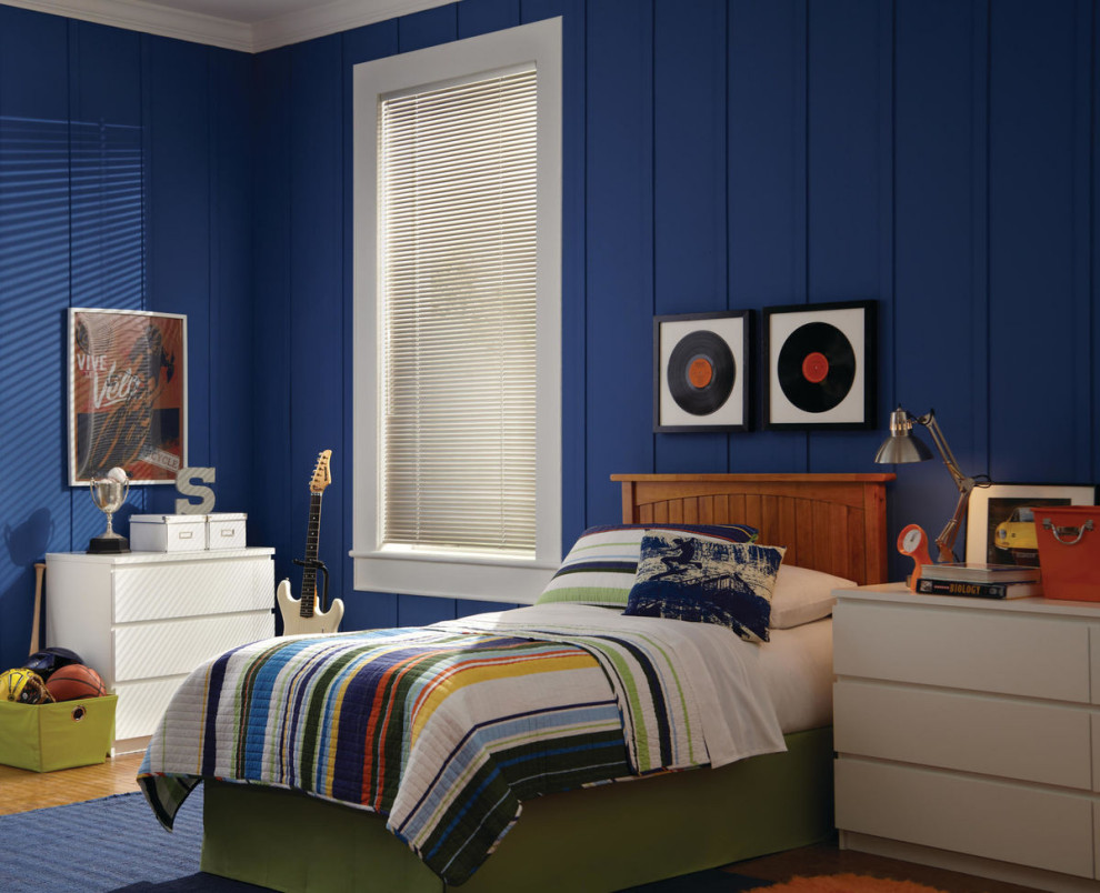 Nurseries/Children's Room - MODERN PRECIOUS METALS® ALUMINUM BLINDS
Fabric/Material: Aluminum
Color: Brushed Nickel
