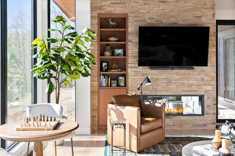 New Build: Lake Pointe Residence