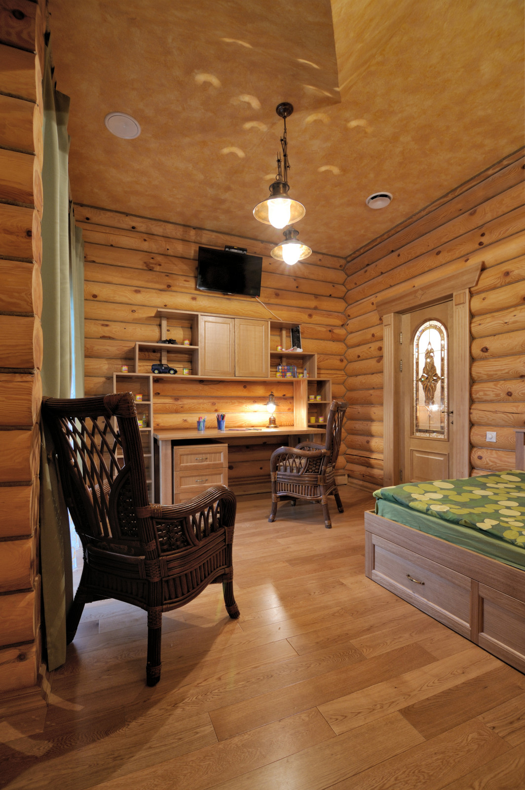 Детская в деревне Анненка