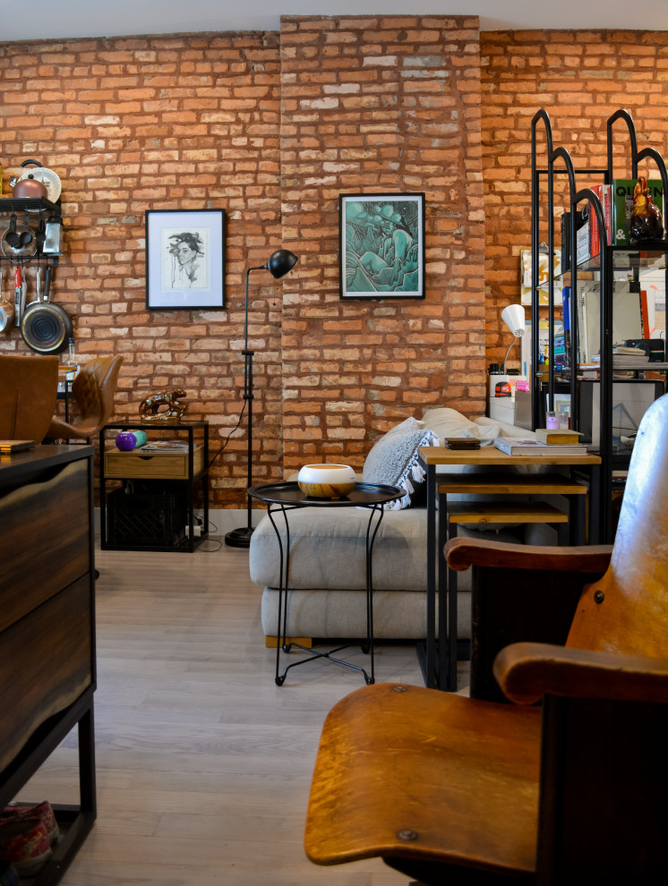 Small eclectic home design photo