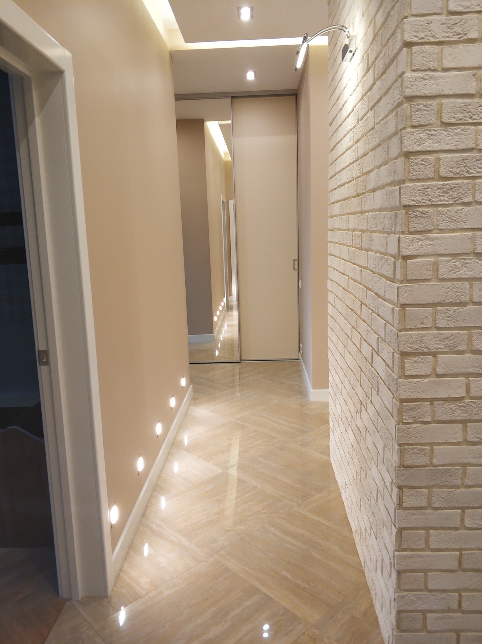 Кутузовский пр-т