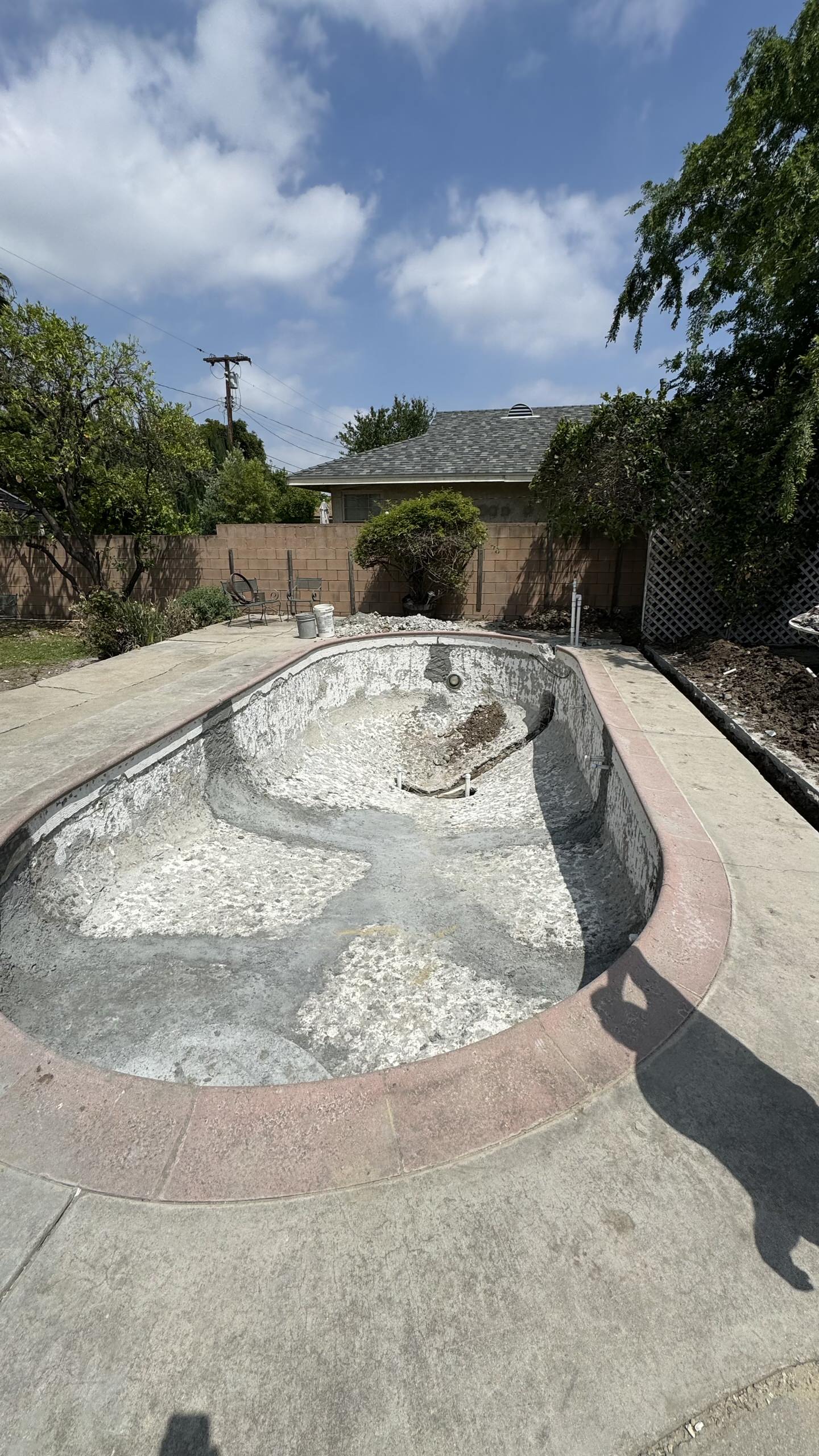 Reseda - Complete pool repair and renovation