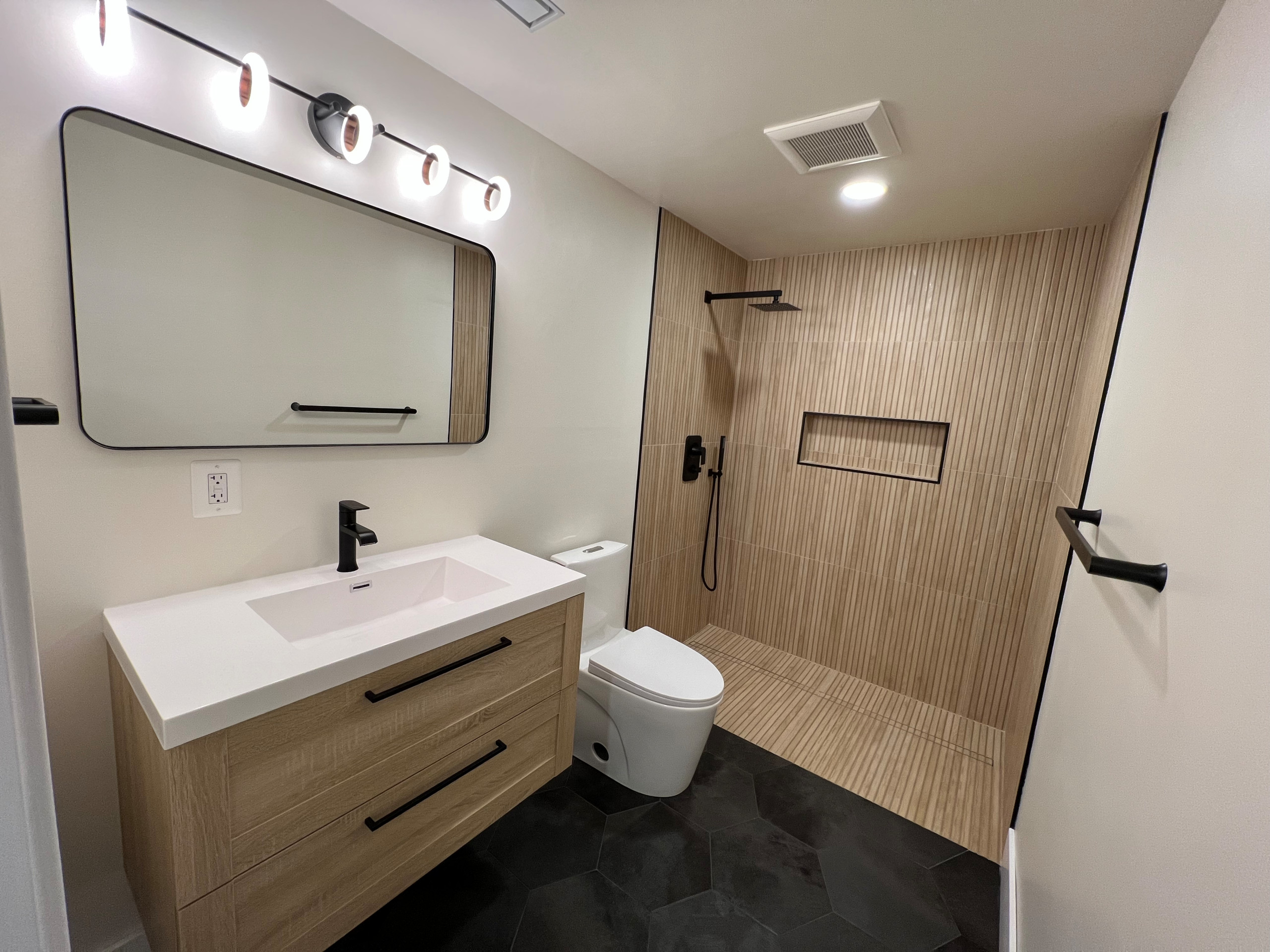 Example of a minimalist home design design