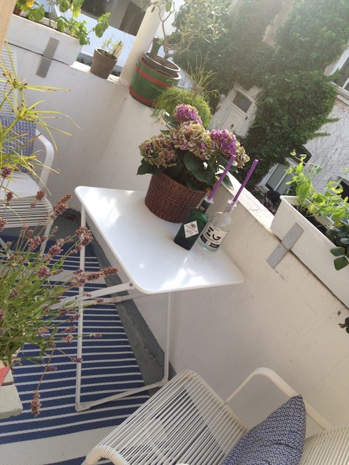 Kleiner Gemütlicher Balkon - Balkon Gestalten